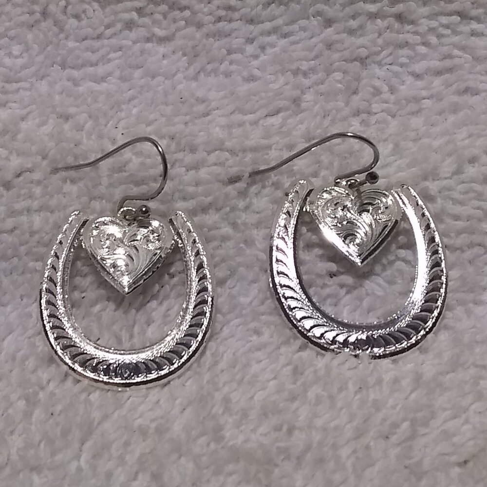 Montana Silversmiths Silver Heart Earrings